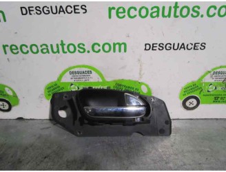 Replacement front right interior door handle for Peugeot 607 (S1) 2.2 HDi FAP CAT OEM IAM reference 9629160577 