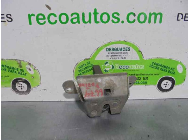 Replacement boot / tailgate lock for Peugeot 107 Urban Move OEM IAM reference 871988 MANUAL 5 DOORS