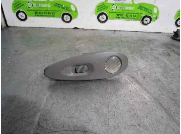 Recambio de luz interior para alfa romeo 166 2.4 jtd cat referencia OEM IAM 156016781 0883700S 