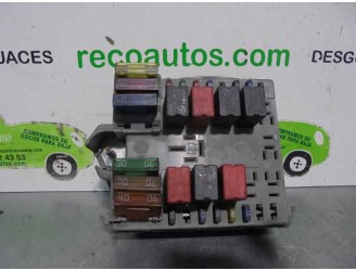 Recambio de caja reles / fusibles para fiat punto berlina (188) 1.2 16v cat referencia OEM IAM 46760251  