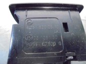 Recambio de mando elevalunas trasero izquierdo para mercedes-benz clase m (w164) 4.0 cdi referencia OEM IAM A2518200510 