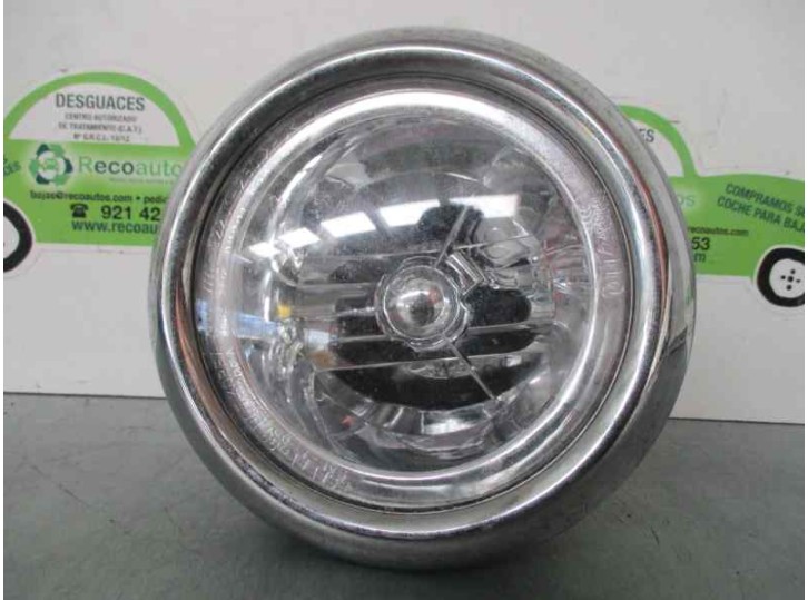 Replacement left front fog light for Hyundai Santa Fe (SM) 2.4 CAT OEM IAM reference 