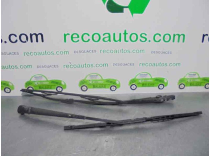 Recambio de brazo limpia delantero derecho para ford explorer 4.0 v6 cat referencia OEM IAM 3772768 