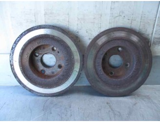 Recambio de disco freno trasero para mazda 323 berlina f/s (bj) 1.9 16v cat referencia OEM IAM B26YY2  