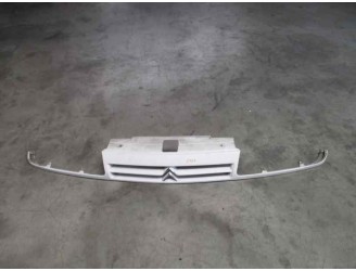 Recambio de rejilla delantera para citroën xantia berlina 1.8 16v monaco referencia OEM IAM 7804E8 