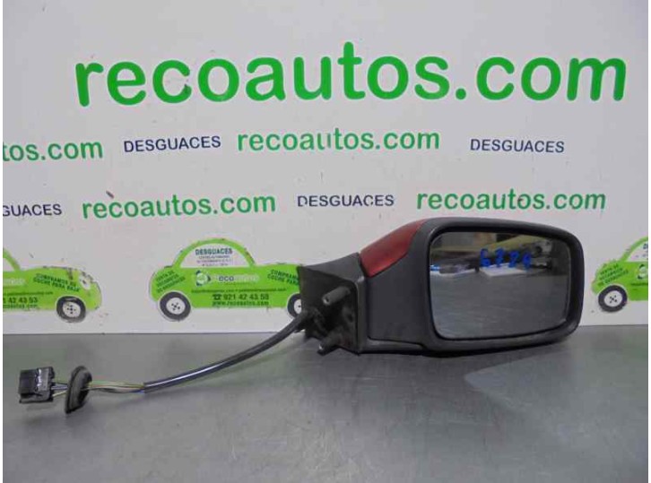 Replacement right wing mirror for Volvo V70 estate 2.3 turbo cat OEM IAM reference 5 PINS 
