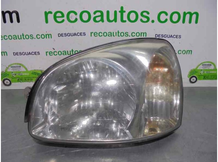 Replacement left headlight for Hyundai Santa Fe (SM) 2.0 CRDi CAT OEM IAM reference 9210126220 
