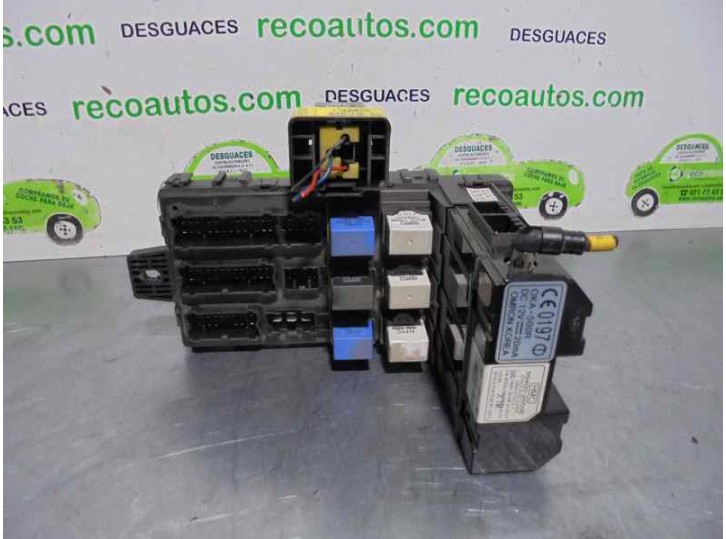 Recambio de caja reles / fusibles para hyundai santa fe (sm) 2.0 crdi cat referencia OEM IAM 9540026500  