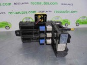Recambio de caja reles / fusibles para hyundai santa fe (sm) 2.0 crdi cat referencia OEM IAM 9540026500 