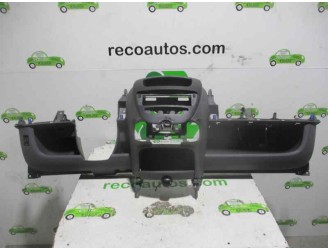 Recambio de salpicadero para peugeot 107 urban move referencia OEM IAM 8211TX PARTE INFERIOR 
