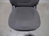 Recambio de asiento delantero derecho para kia cerato 1.5 crdi referencia OEM IAM TELA GRIS 5 PUERTAS