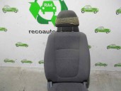 Recambio de asiento delantero derecho para kia cerato 1.5 crdi referencia OEM IAM  TELA GRIS 5 PUERTAS