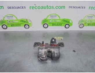 Replacement boot / tailgate lock for Volkswagen Passat Variant (3B5) 1.8 20V Turbo OEM IAM reference 3B0827297 5 DOOR