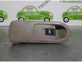 Recambio de mando elevalunas delantero derecho para renault scenic ii 1.6 16v referencia OEM IAM 156013740 156013740 