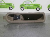 Recambio de mando elevalunas trasero derecho para renault scenic ii 1.6 16v referencia OEM IAM 156013870 