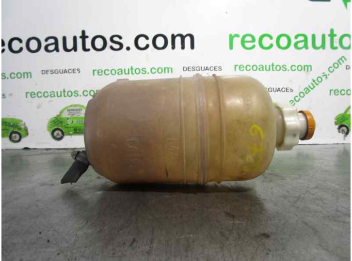 Recambio de deposito expansion para peugeot 205 junior 205 1.1 referencia OEM IAM 9153890580  