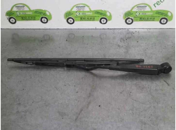 Replacement rear wiper arm for Chrysler Voyager (RG) 2.5 CRD CAT OEM IAM reference 05288704AD 