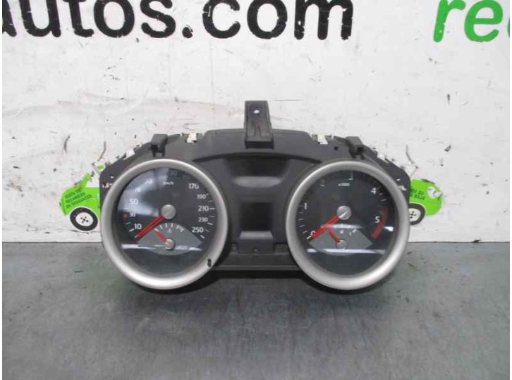 Recambio de cuadro instrumentos para renault megane ii berlina 5p 1.9 dci diesel referencia OEM IAM 8200399700  