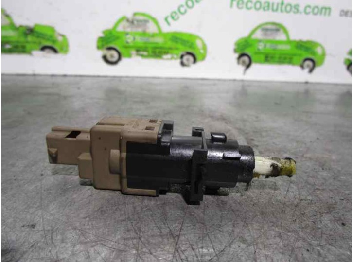 Replacement switch for Fiat Bravo (198) 1.9 8V JTD CAT OEM IAM reference 46840511 10298 TRW