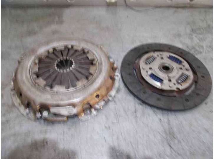 Recambio de kit embrague para ford escort berlina/turnier fun turnier referencia OEM IAM 