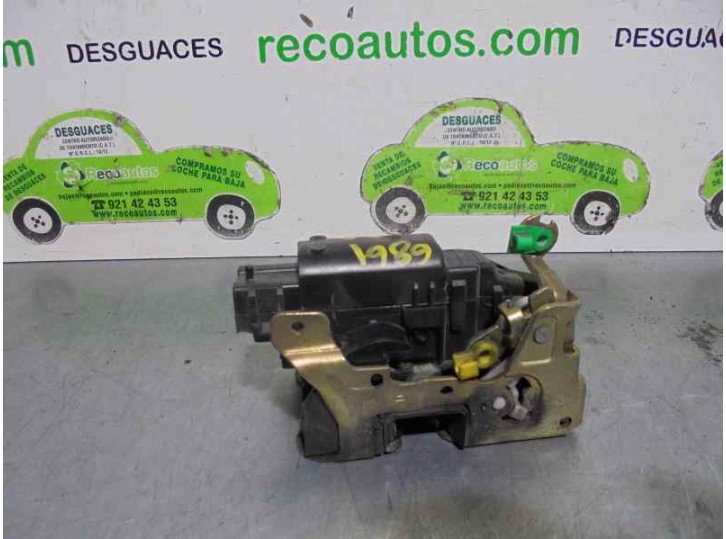 Recambio de cerradura puerta delantera derecha para renault master ii phase 2 caja cerrada 2.5 diesel referencia OEM IAM 8200147