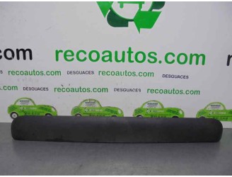 Recambio de piloto matricula para renault master ii phase 2 caja cerrada 2.5 diesel referencia OEM IAM 8200480127 