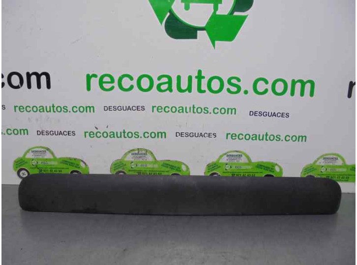 Recambio de piloto matricula para renault master ii phase 2 caja cerrada 2.5 diesel referencia OEM IAM 8200480127 