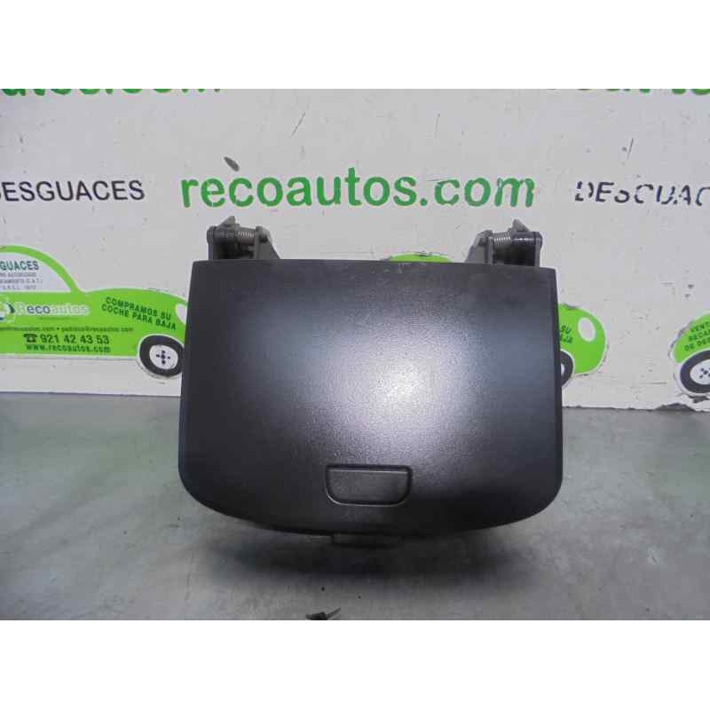 Recambio de guantera para chevrolet captiva 2.0 diesel cat referencia OEM IAM   