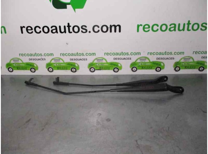 Recambio de brazo limpia delantero derecho para peugeot 207 1.4 referencia OEM IAM 6429AN  