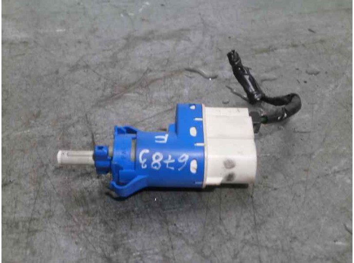 Recambio de interruptor para ford fiesta (cb1) 1.6 tdci cat referencia OEM IAM AA6T9C872AA FOMOCO