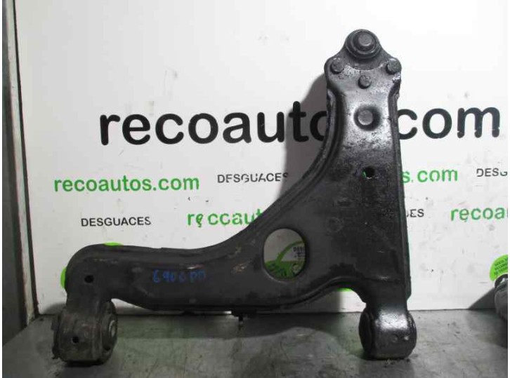 Recambio de brazo suspension inferior delantero derecho para opel vectra b berlina 2.0 dti referencia OEM IAM 352030 