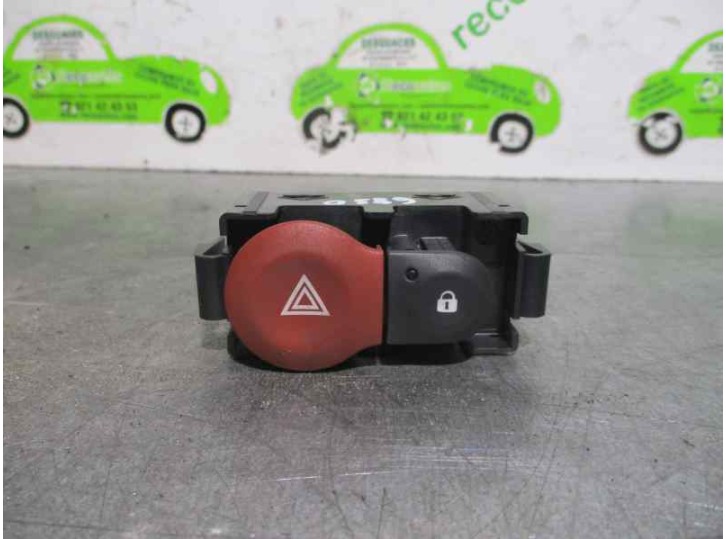 Recambio de warning para renault clio iii 1.2 referencia OEM IAM 252103766RA E31601 