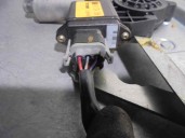 Recambio de elevalunas delantero derecho para opel tigra 1.4 16v referencia OEM IAM 90534566 6 PINES 3 PUERTAS
