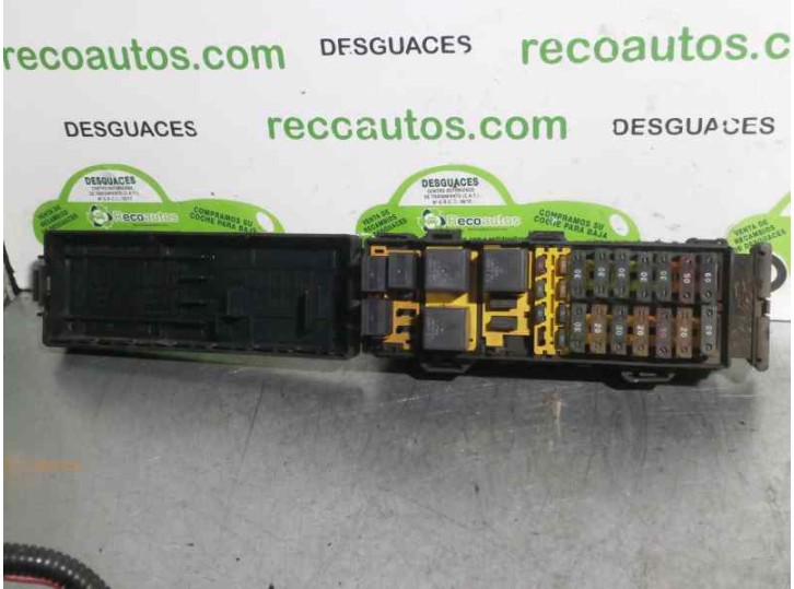 Recambio de caja reles / fusibles para ford explorer 4.0 v6 cat referencia OEM IAM F67B14A003AA 