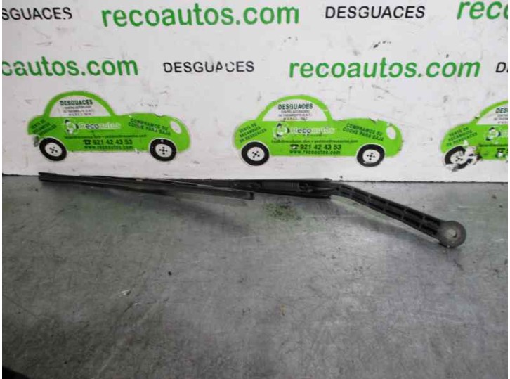 Recambio de brazo limpia trasero para nissan terrano/terrano.ii (r20) 2.7 turbodiesel referencia OEM IAM   