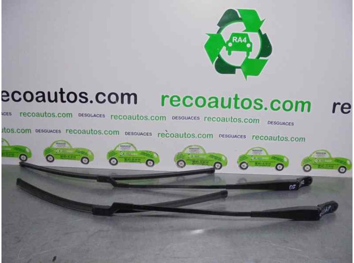 Recambio de brazo limpia delantero derecho para peugeot 3008 1.6 16v referencia OEM IAM 3392125759  