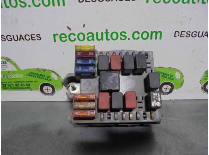 Recambio de caja reles / fusibles para fiat doblo cargo (223) 1.9 jtd cat referencia OEM IAM 46760542 