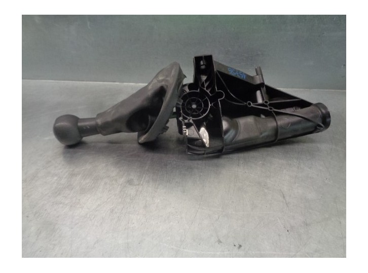 Recambio de palanca cambio para peugeot partner kombi access referencia OEM IAM 9671422580  