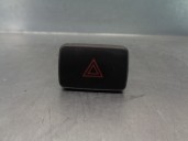Replacement hazard warning switch for Hyundai XG 3.5 V6 CAT OEM IAM reference 9379039000 
