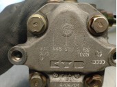 Recambio de bomba servodireccion para volkswagen passat berlina (3b3) 1.9 tdi referencia OEM IAM 8D0145177Q KY17005 KYB