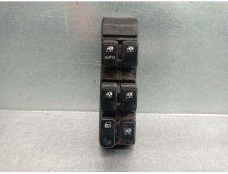 Recambio de mando elevalunas delantero izquierdo para kia cerato 1.6 lx berlina (4-ptas.) referencia OEM IAM 621W05560 