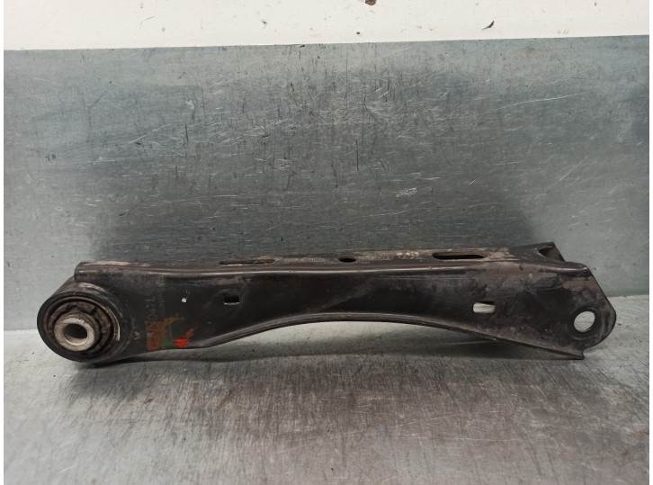 Replacement rear left lower suspension arm for Kia Optima 1.7 CRDi CAT OEM IAM reference 55250D4700 