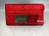 Recambio de piloto trasero izquierdo para seat toledo (1l) base referencia OEM IAM 1L0945107 DE PORTON 4 PUERTAS