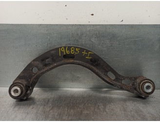 Recambio de brazo suspension superior trasero izquierdo para audi a6 avant (4f5) 2.0 tdi referencia OEM IAM 4F0505197C  