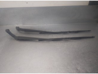 Recambio de brazo limpia delantero derecho para mitsubishi montero (v60/v70) 3.2 di-d cat referencia OEM IAM MR361327 MR522387 