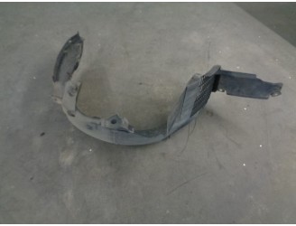 Replacement front right wheel arch for Hyundai XG 3.5 V6 CAT OEM IAM reference 8681239500 CESTA 42C
