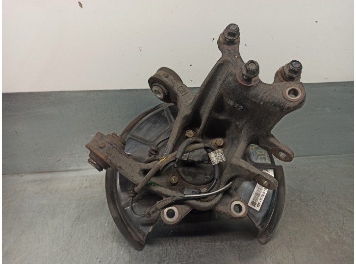 Recambio de mangueta trasera derecha para kia optima 1.7 crdi cat referencia OEM IAM 52720C1100  