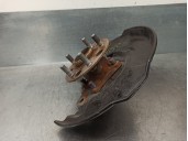 Recambio de mangueta trasera izquierda para toyota yaris 1.5 16v cat referencia OEM IAM 89544F4010  ATE