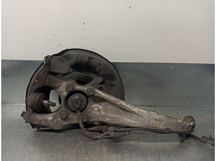 Recambio de mangueta delantera derecha para lexus ls430 (ucf30) básico (07.2003) referencia OEM IAM 4320150020  CESTA 17B