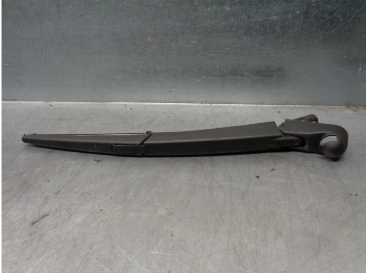 Recambio de brazo limpia trasero para smart coupe referencia OEM IAM 4538240800  